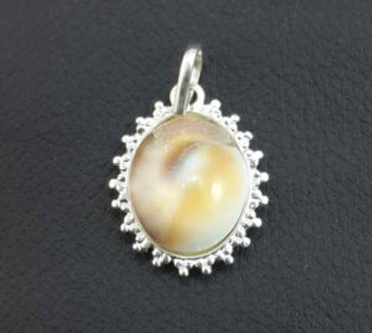 Gomati Chakra Pendant Tirthraj vaastu